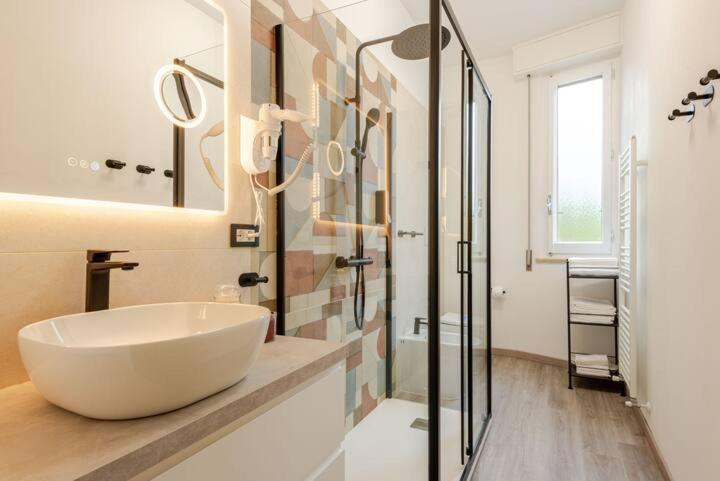 Boutique Apartment Family Чиуси Экстерьер фото