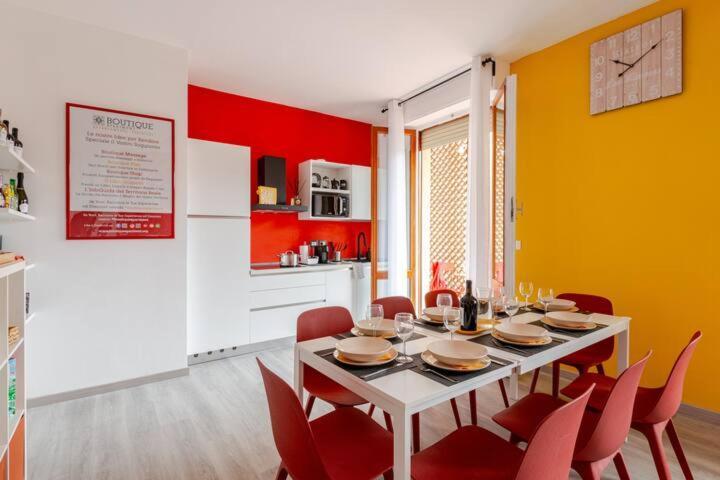 Boutique Apartment Family Чиуси Экстерьер фото