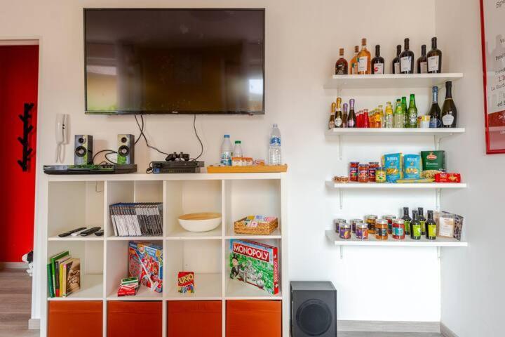 Boutique Apartment Family Чиуси Экстерьер фото